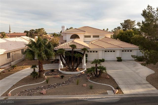 7421 Silver Palm Avenue, Las Vegas, NV 89117