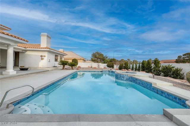 7421 Silver Palm Avenue, Las Vegas, NV 89117