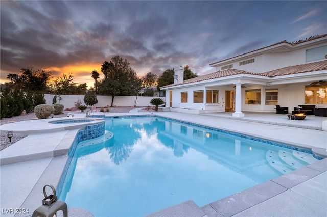 7421 Silver Palm Avenue, Las Vegas, NV 89117