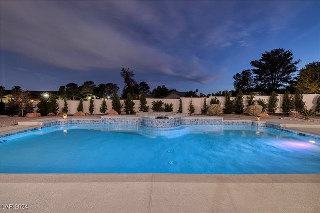 7421 Silver Palm Avenue, Las Vegas, NV 89117