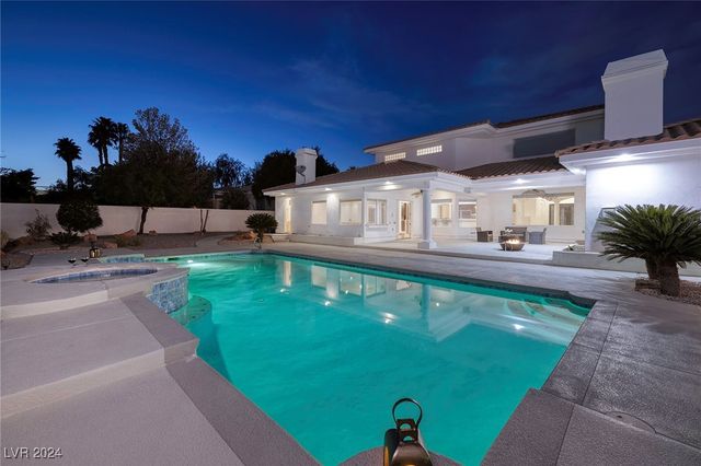 7421 Silver Palm Avenue, Las Vegas, NV 89117