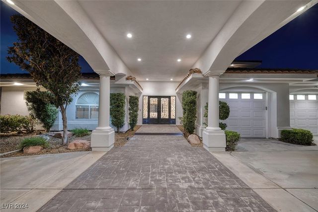 7421 Silver Palm Avenue, Las Vegas, NV 89117