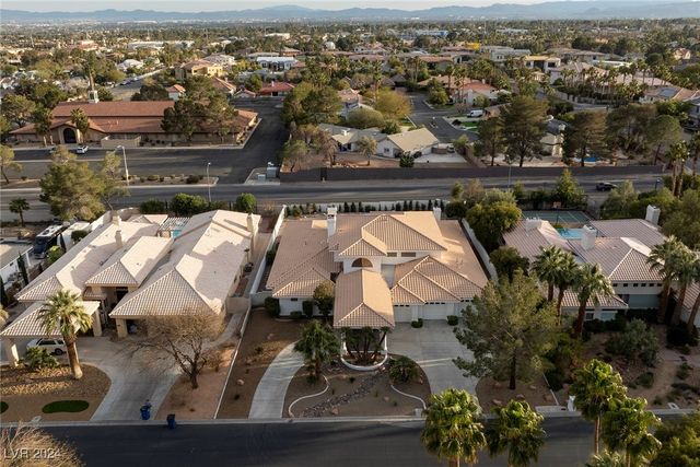 7421 Silver Palm Avenue, Las Vegas, NV 89117