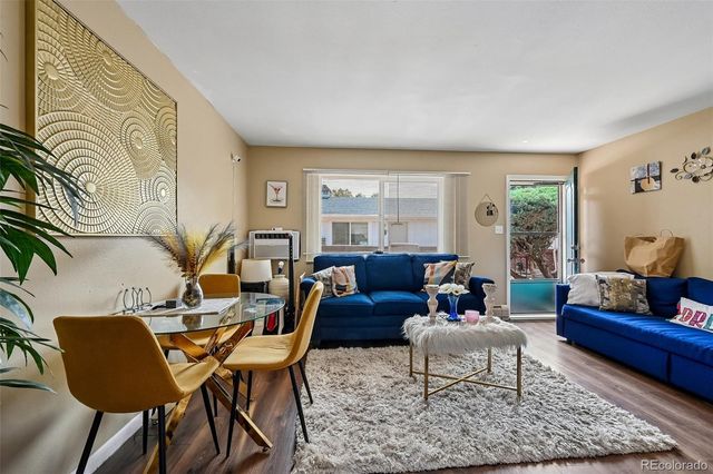 5250 E Warren Avenue, Denver, CO 80222