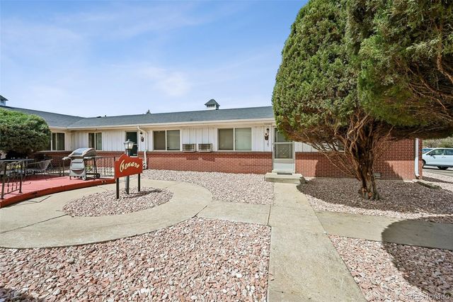 5250 E Warren Avenue, Denver, CO 80222