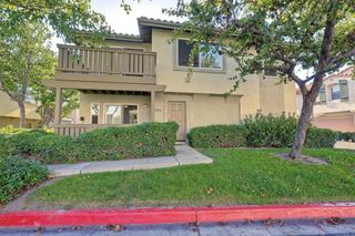 2915 Rancho Posta Drive, Carlsbad, CA 92009