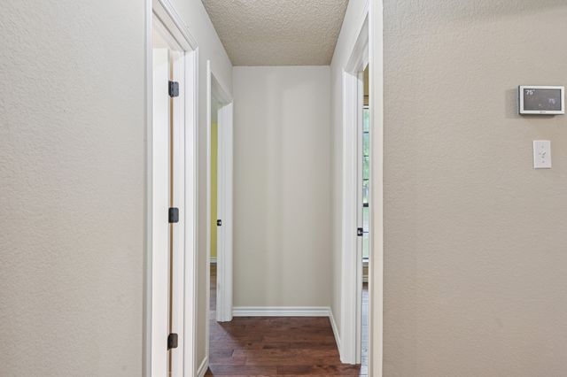 1026 Wood Hollow Lane, Burleson, TX 76028