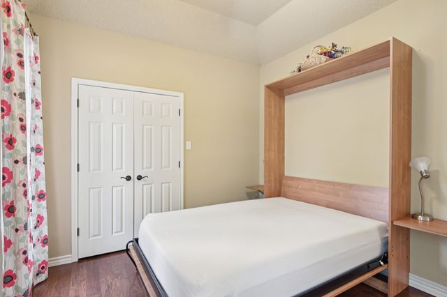 1026 Wood Hollow Lane, Burleson, TX 76028