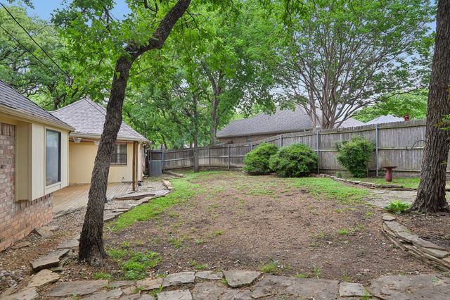 1026 Wood Hollow Lane, Burleson, TX 76028
