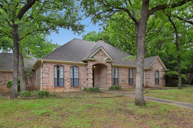 1026 Wood Hollow Lane, Burleson, TX 76028