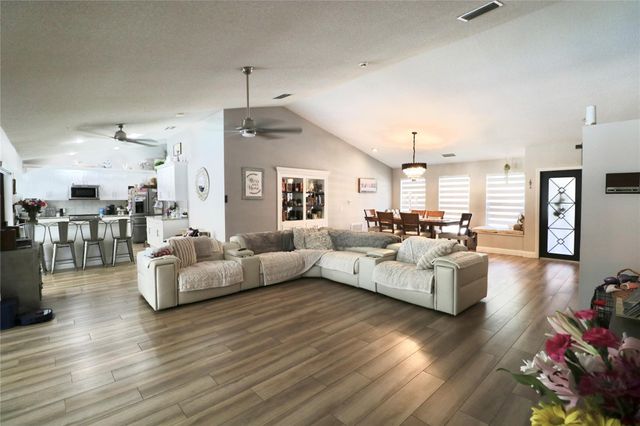10859 NW 14th St, Coral Springs, FL 33071