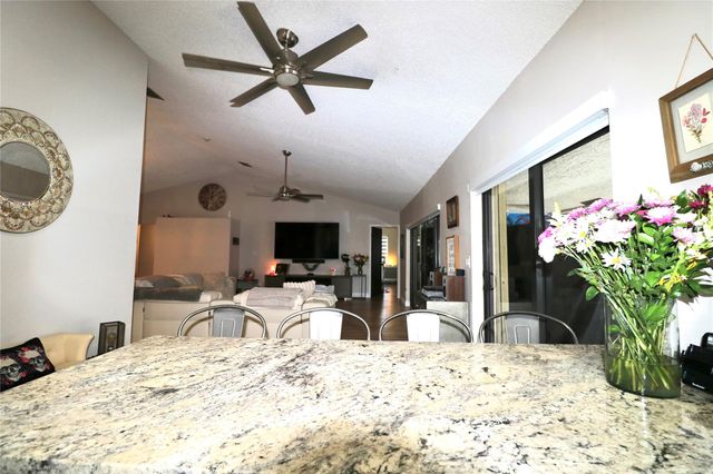 10859 NW 14th St, Coral Springs, FL 33071