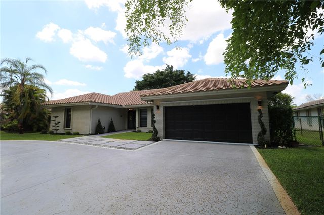 10859 NW 14th St, Coral Springs, FL 33071