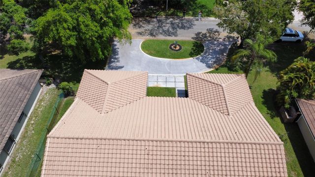 10859 NW 14th St, Coral Springs, FL 33071