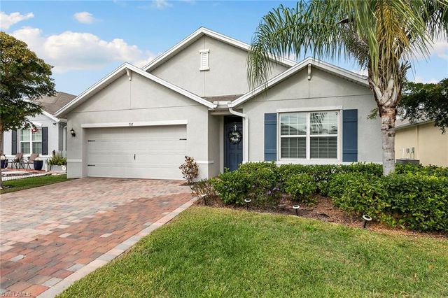 737 Hadley ST W, Naples, FL 34104