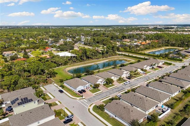 737 Hadley ST W, Naples, FL 34104