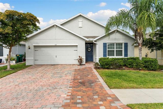 737 Hadley ST W, Naples, FL 34104