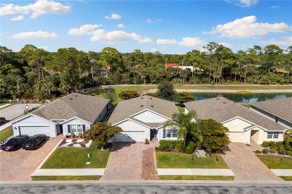 737 Hadley ST W, Naples, FL 34104