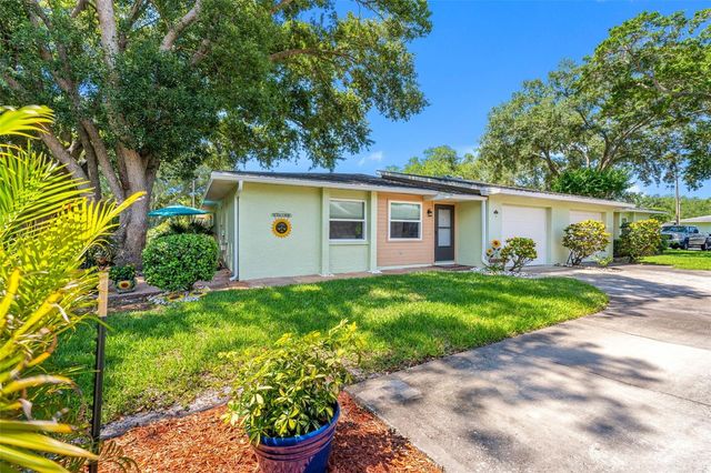 1150 ORANGE TREE CIRCLE E D, Palm Harbor, FL 34684