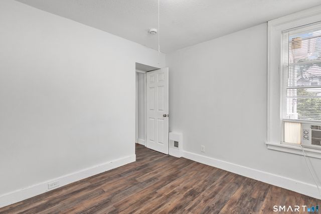 52 Beers Street 2nd Floor, New Haven, CT 06511