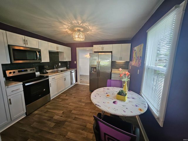 2701 S Weinbach Avenue, Evansville, IN 47714