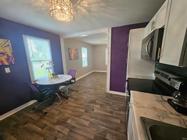 2701 S Weinbach Avenue, Evansville, IN 47714
