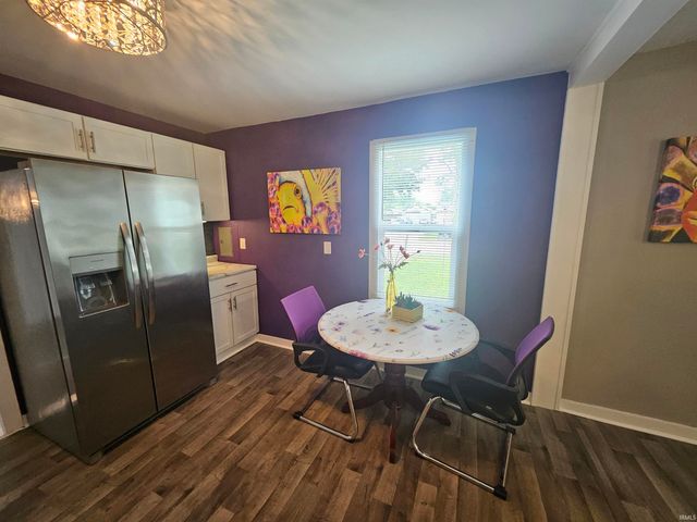2701 S Weinbach Avenue, Evansville, IN 47714