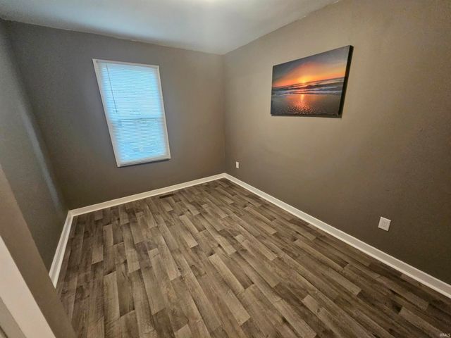 2701 S Weinbach Avenue, Evansville, IN 47714