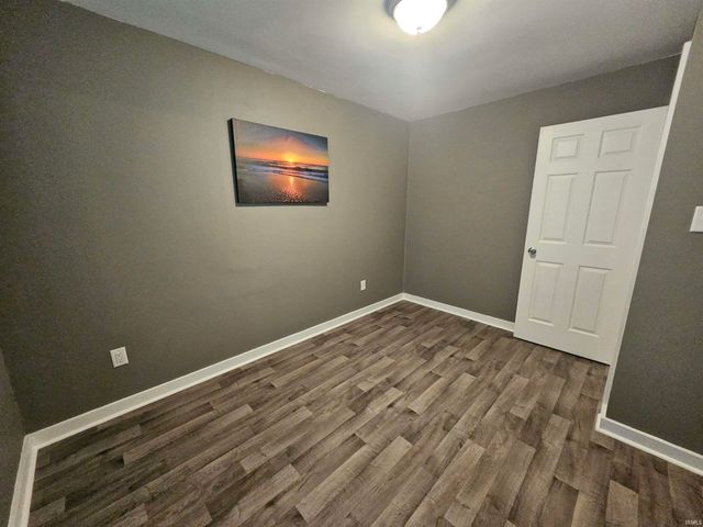 2701 S Weinbach Avenue, Evansville, IN 47714