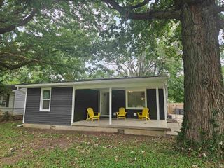 2701 S Weinbach Avenue, Evansville, IN 47714