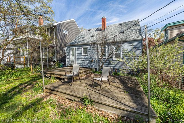 450 E Maplehurst Street, Ferndale, MI 48220