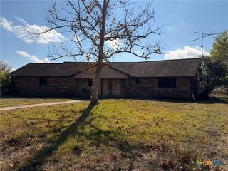 996 Carefree Drive, Victoria, TX 77905