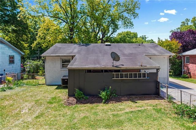2357 Parkway Drive, Winston-salem, NC 27103