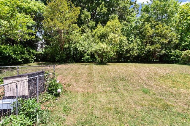 2357 Parkway Drive, Winston-salem, NC 27103