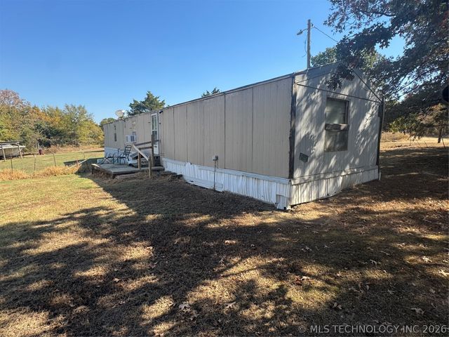 29279 S 27th Street East, Porum, OK 74455