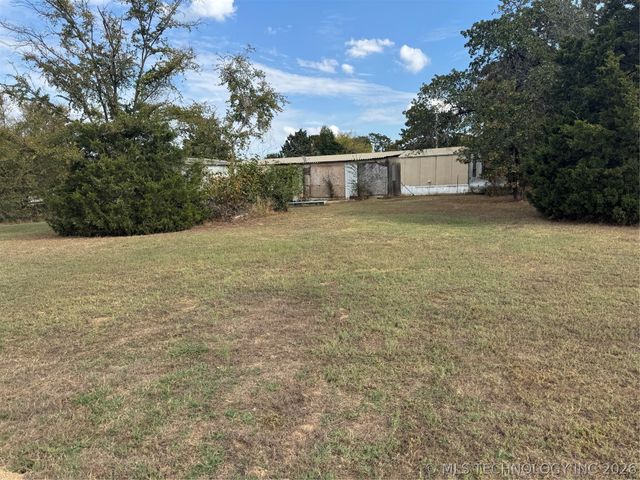 29279 S 27th Street East, Porum, OK 74455