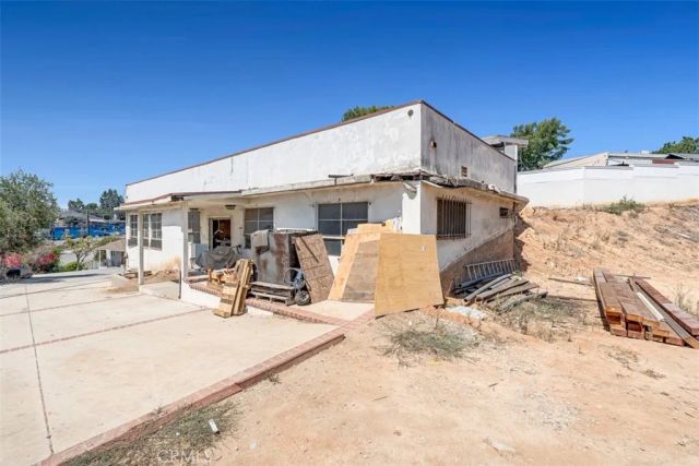 114 N Bonnie Beach Place, East Los Angeles, CA 90063