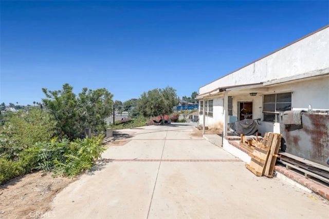 114 N Bonnie Beach Place, East Los Angeles, CA 90063