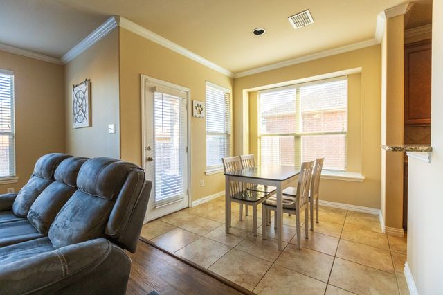 804 W Bend Boulevard, Burleson, TX 76028