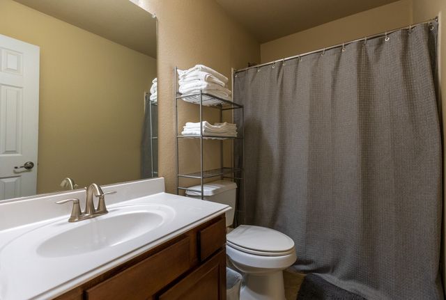 804 W Bend Boulevard, Burleson, TX 76028