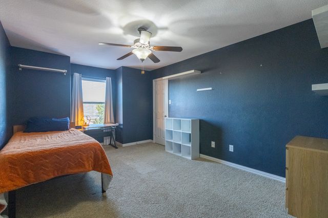 804 W Bend Boulevard, Burleson, TX 76028