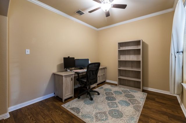 804 W Bend Boulevard, Burleson, TX 76028