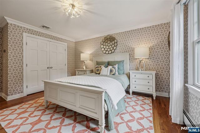 237 Mountain Avenue, Ridgewood, NJ 07450