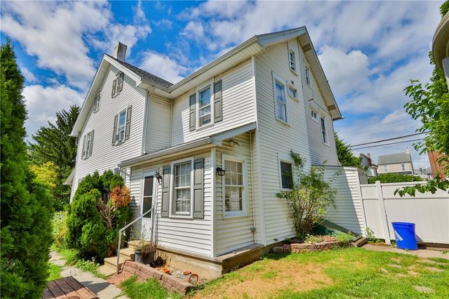 117 School Street, Catasauqua Boro, PA 18032