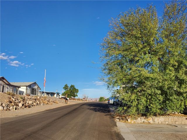 1694 Williams Drive, Bullhead City, AZ 86442