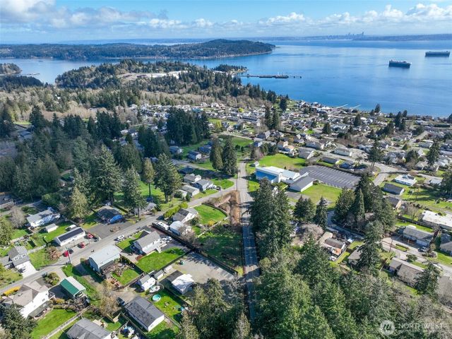 7317 E Chester Road, Port Orchard, WA 98366