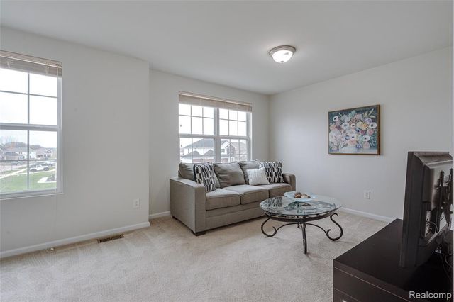30065 Braeburn Street, New Hudson, MI 48165