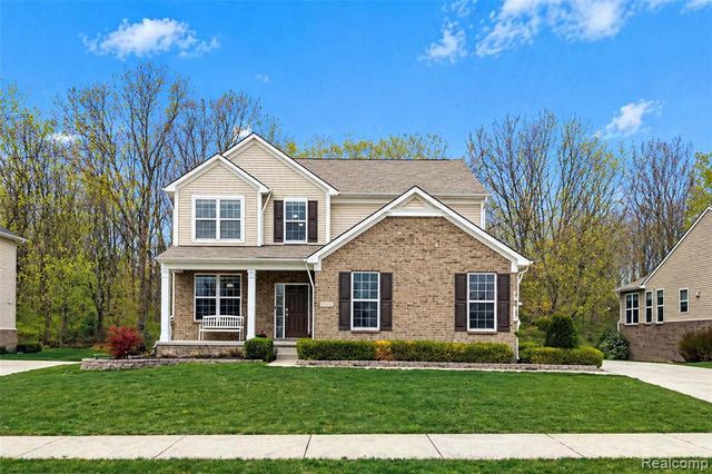 30065 Braeburn Street, New Hudson, MI 48165