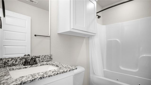 1975 Bourbon Drive, Fayetteville, AR 72703