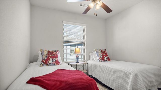 1975 Bourbon Drive, Fayetteville, AR 72703